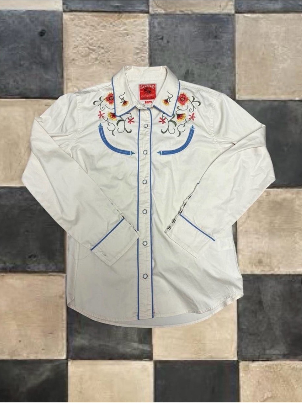 Women’s Sendero Provisions “Betsy” Pearl Snap Western Shirt size Small